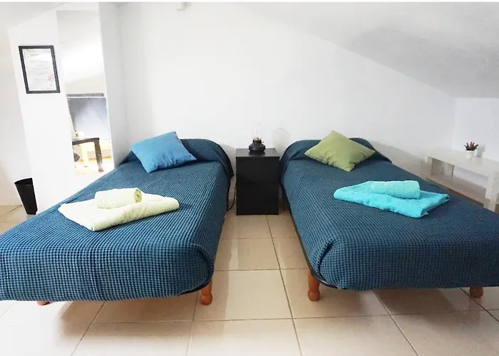 Casa La Sonrisa Shared House 招待所 厄尔梅达诺