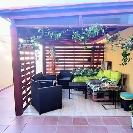 Guest house Casa La Sonrisa Shared House