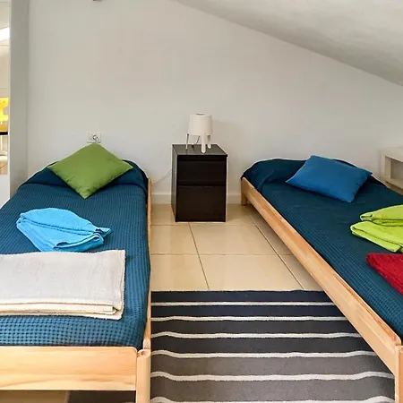 Casa La Sonrisa Shared House Guest house *