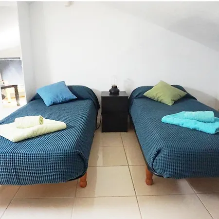 Casa La Sonrisa Shared House 招待所 厄尔梅达诺