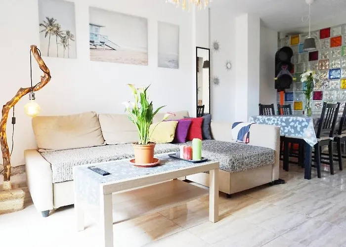 Гостевой дом Casa La Sonrisa Shared House Эль-Медано